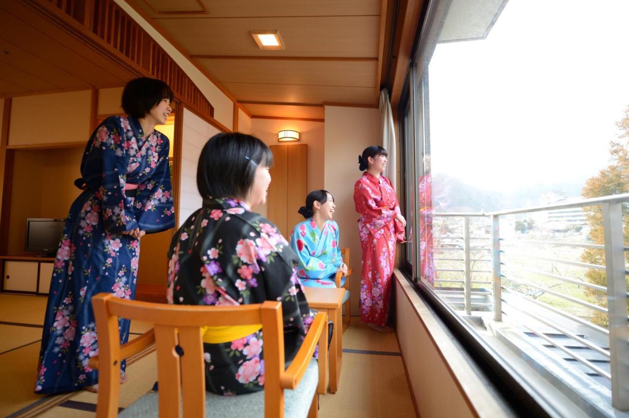 Iizaka Onsen Surikamitei Ohtori Hotel Fukushima  Exterior photo