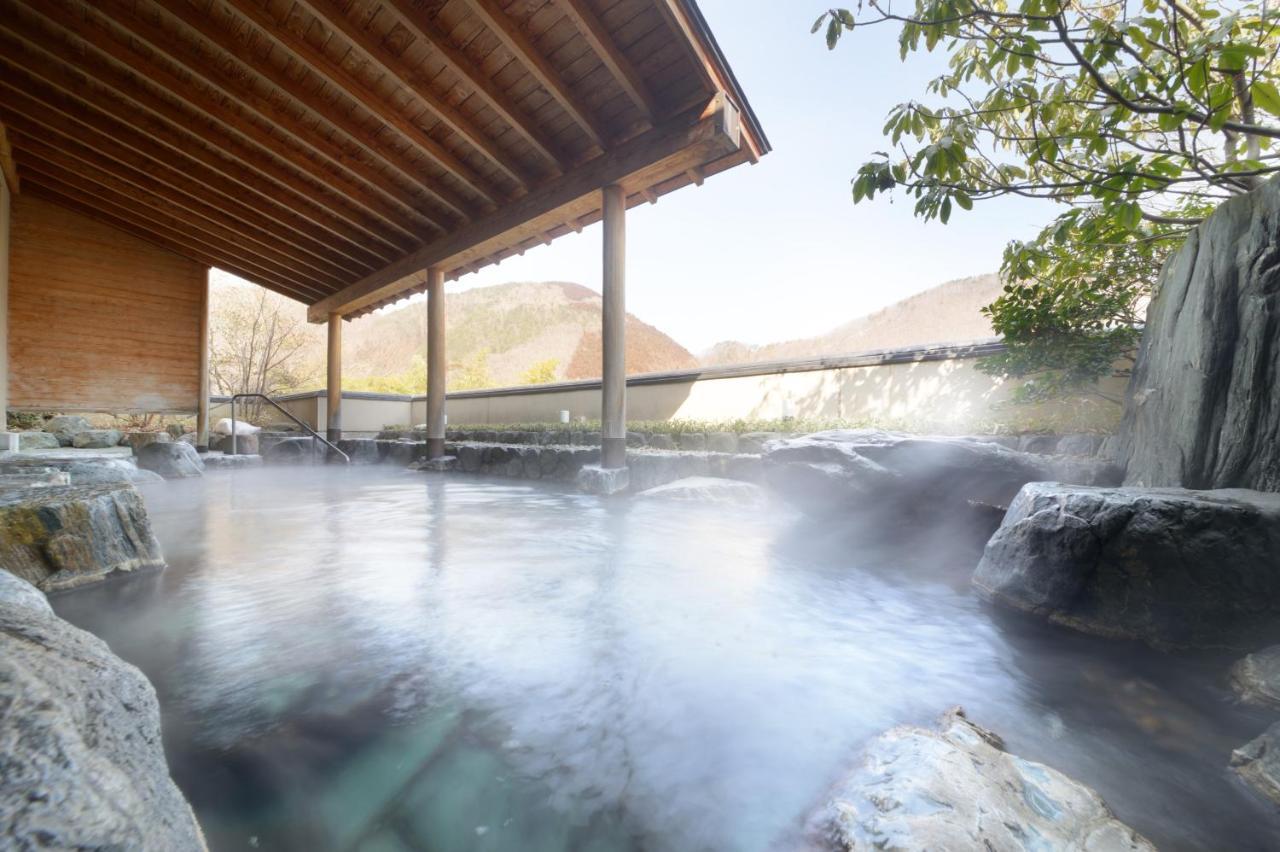 Iizaka Onsen Surikamitei Ohtori Hotel Fukushima  Exterior photo