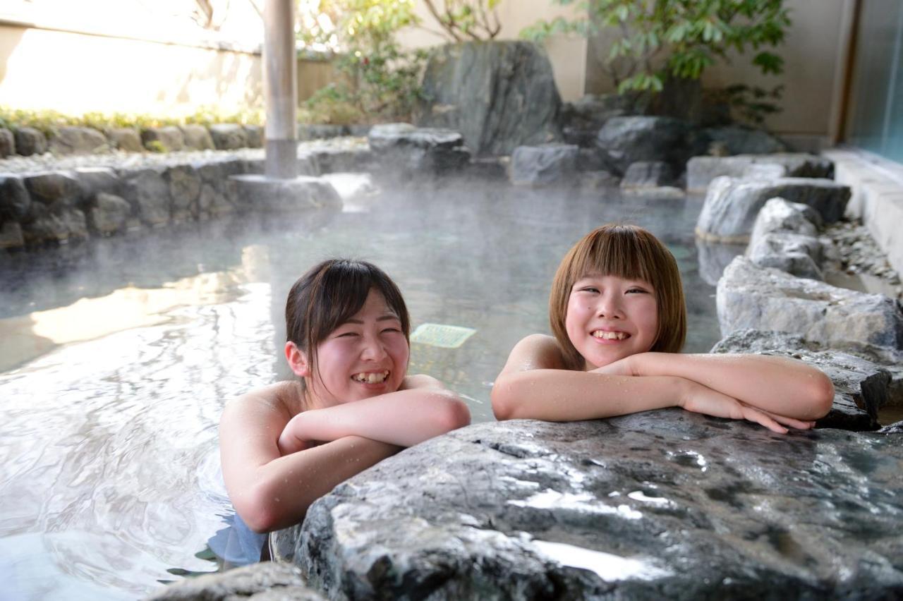 Iizaka Onsen Surikamitei Ohtori Hotel Fukushima  Exterior photo