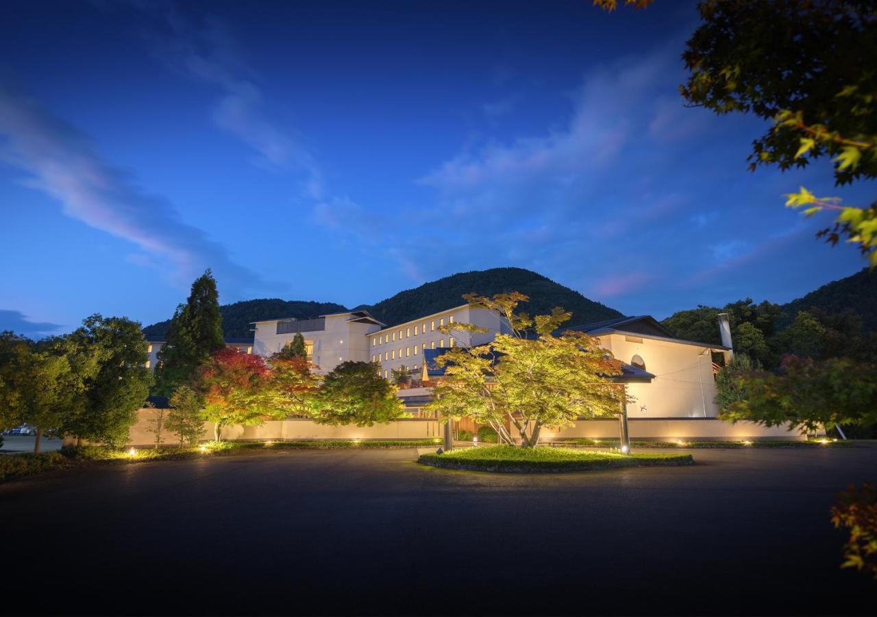 Iizaka Onsen Surikamitei Ohtori Hotel Fukushima  Exterior photo